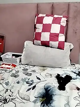 Cherrydollx online show from 2, 7, 2026