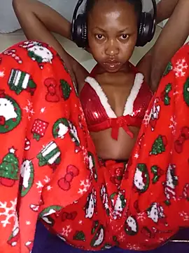 Sweethoneypot25 online show from 14, 6, 2026