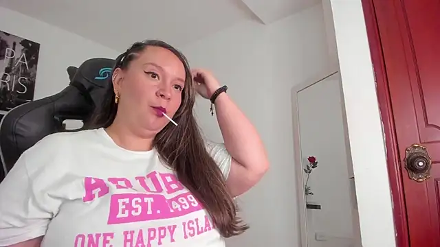 Sophiie Rouse  online show from 26, 11, 2025