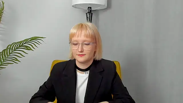 OrphaPerkins online show from 21, 11, 2025