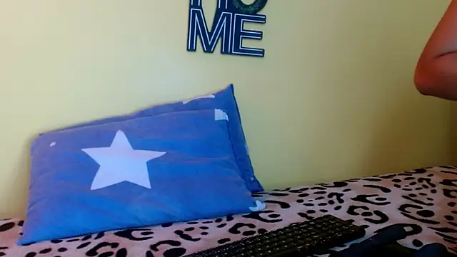 angel18evil online show from 8, 1, 2026