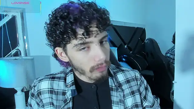 Snapshot of JojoBraando chatting on 16, 12, 2025 JojoBraando online show from 16, 12, 2025