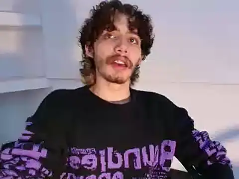 Snapshot of JojoBraando chatting on 9, 4, 2026 JojoBraando online show from 9, 4, 2026