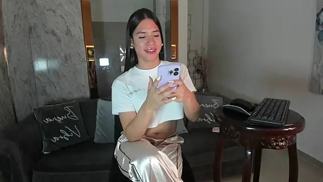 Snapshot of MafeArias23 chatting on 17, 1, 2026 MafeArias23 online show from 17, 1, 2026