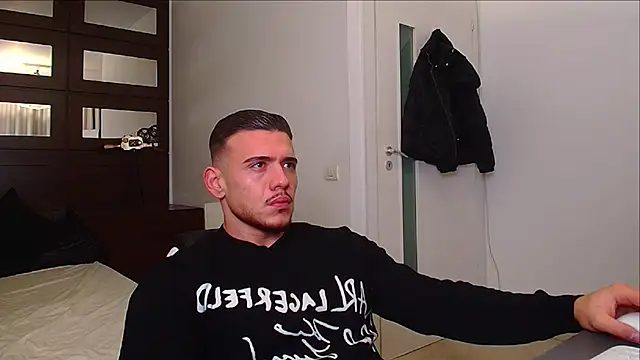 ElijahThorne online show from 29, 11, 2025