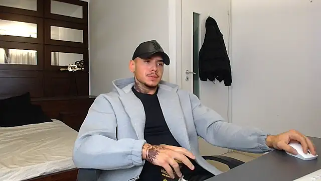 ElijahThorne online show from 5, 2, 2026