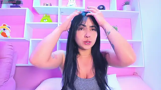 kittyMelvis online show from 2, 12, 2025