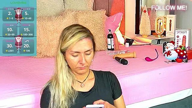 Lunitaa Diva online show from 22, 12, 2025