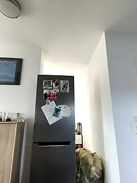 Luna Brush online show from 23, 11, 2025