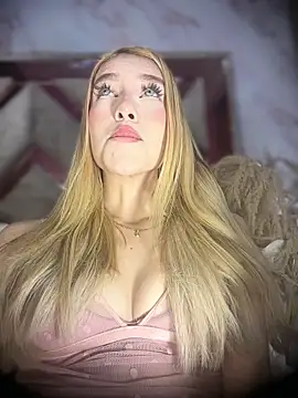 valeryfox   online show from 9, 3, 2026