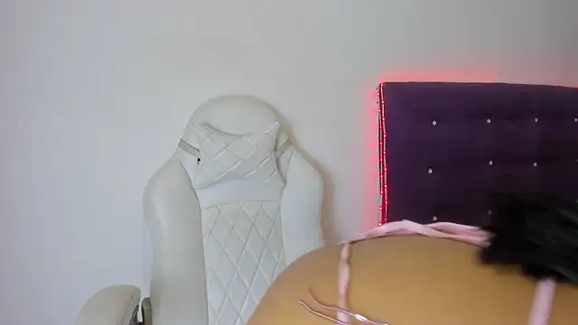 veronicaa squirt online show from 1, 6, 2026