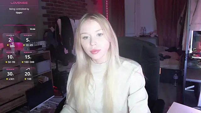 mollydollka online show from 23, 11, 2025