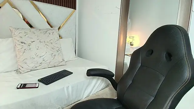 Megumi Sato online show from 26, 11, 2025