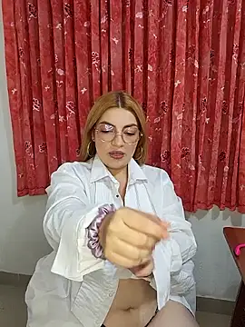 mila curvy online show from 5, 2, 2026