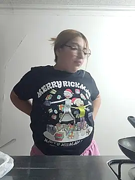 mila curvy online show from 1, 12, 2025