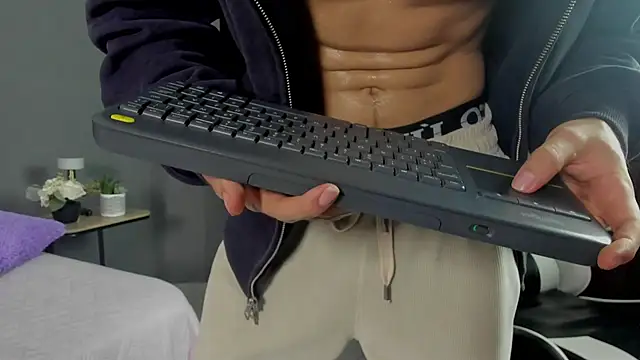 eren jeager online show from 13, 5, 2026