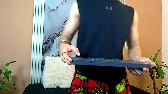 eren jeager online show from 21, 12, 2025