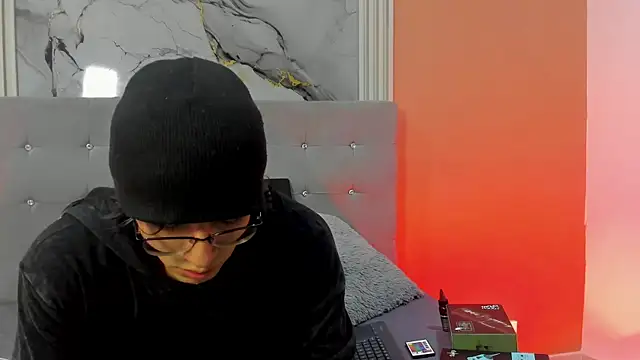 eren jeager online show from 29, 4, 2026