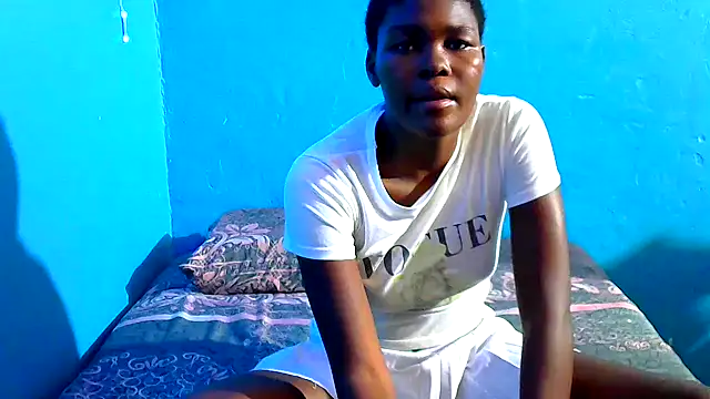 VirginPrincess06 online show from 13, 1, 2026