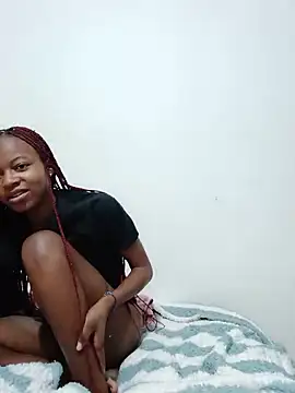 VirginPrincess06 online show from 18, 5, 2026