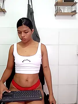 luna    online show from 26, 11, 2025