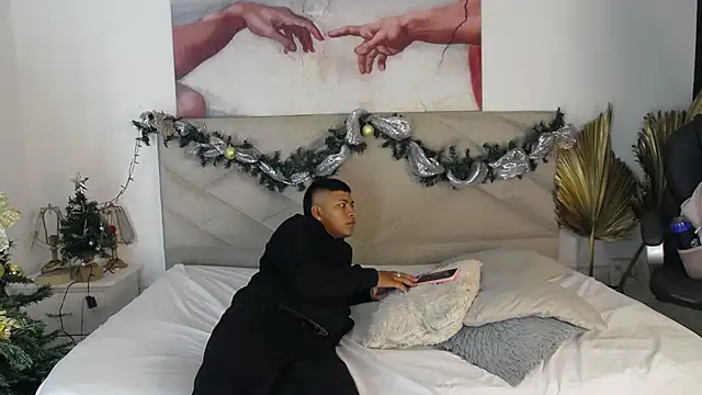 AlexisAndMartina3 online show from 5, 12, 2025