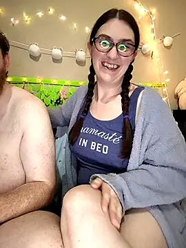 LaylaLucis online show from 27, 3, 2026