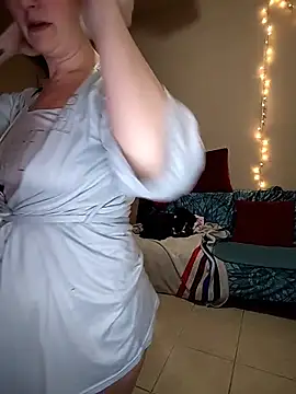 LaylaLucis online show from 6, 2, 2026