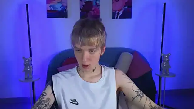 TRAVIS CLAS online show from 30, 11, 2025