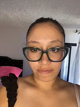 LyaRose online show from 14, 12, 2025