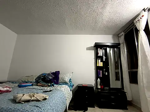 LyaRose online show from 28, 11, 2025