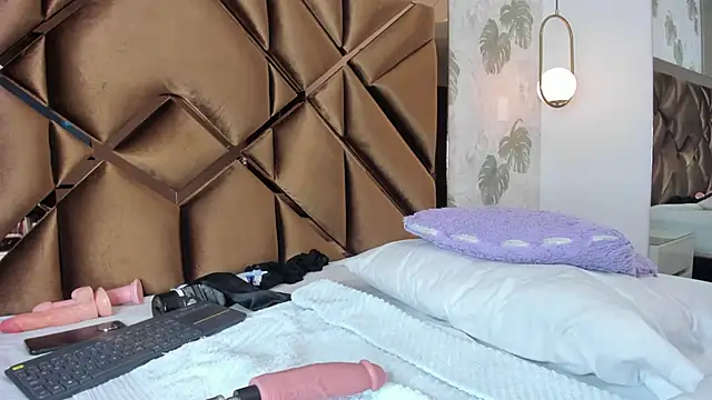 Alexa-Lynx online show from 14, 4, 2026