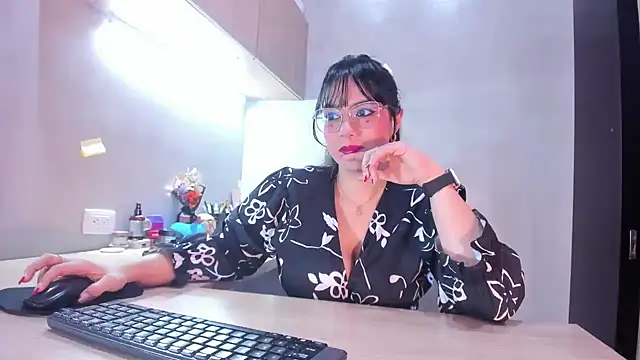 Snapshot of Haylenpark chatting on 17, 5, 2026 Haylenpark online show from 17, 5, 2026