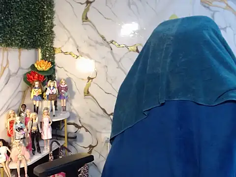 Snapshot of imadriana12 chatting on 2, 12, 2025 imadriana12 online show from 2, 12, 2025