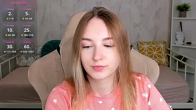 Shy Polly online show from 16, 3, 2026