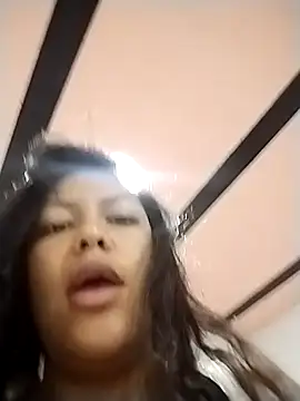 Chantal sex22 online show from 7, 1, 2026