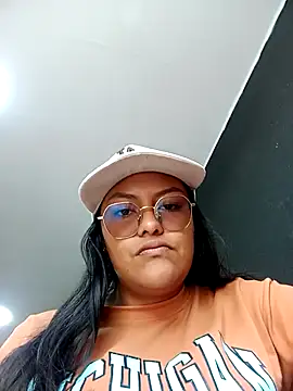 Chantal sex22 online show from 21, 12, 2025