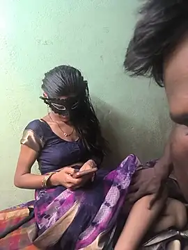 Snapshot of Laxmidevi000 chatting on 4, 6, 2026 Laxmidevi000 online show from 4, 6, 2026