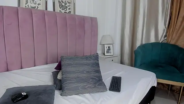 Bad queen22 online show from 13, 1, 2026