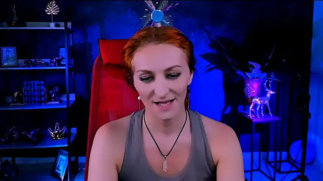 DianaTorrens online show from 2, 12, 2025