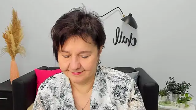 EveRalphes online show from 2, 12, 2025