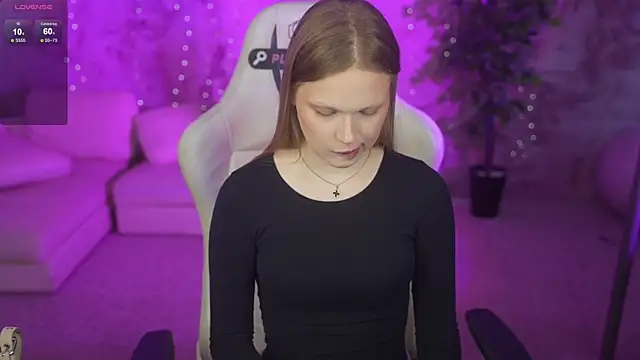 Charlotte Dreams online show from 12, 7, 2026