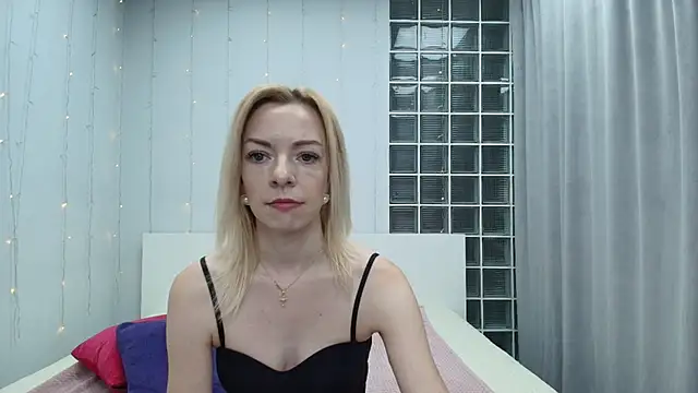 Brightly Heizer online show from 5, 5, 2026