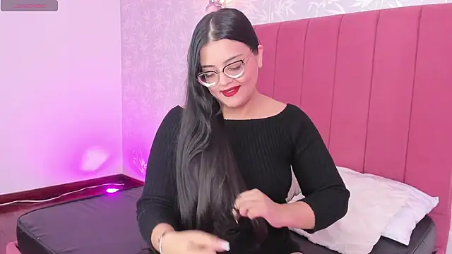 ScarlettWhitmore online show from 22, 11, 2025