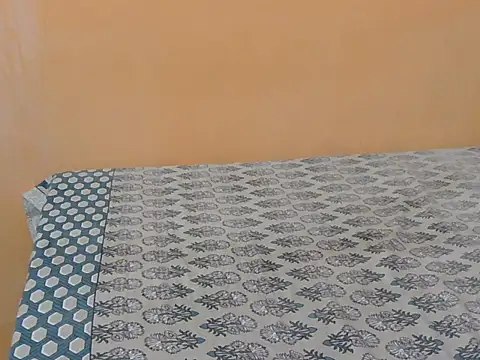 Honey Baby1 online show from 11, 1, 2026