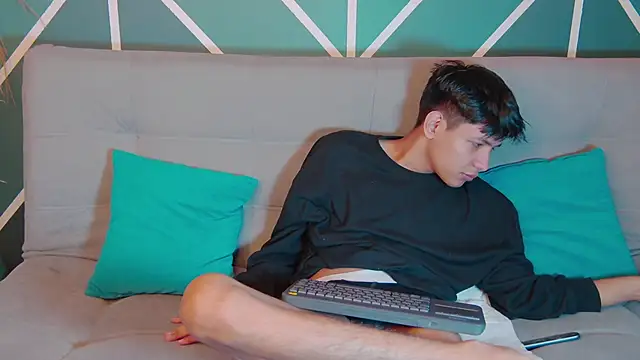 Liam Sinclair online show from 19, 12, 2025