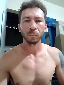 RobertoLuiz84 online show from 2, 2, 2026