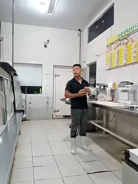 RobertoLuiz84 online show from 13, 3, 2026