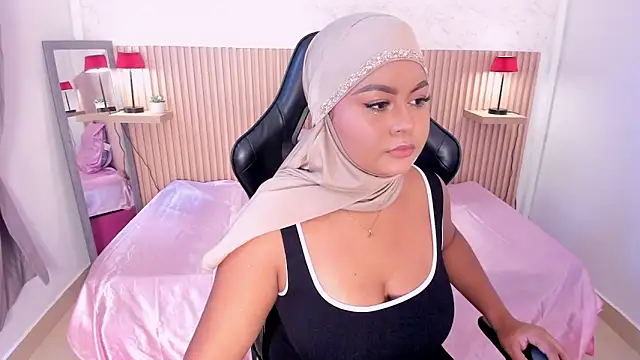 Snapshot of jasmyne_anbar chatting on 7, 2, 2026 jasmyne anbar online show from 7, 2, 2026