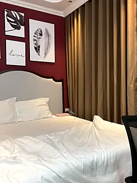 Queen-of-Love online show from 22, 11, 2025